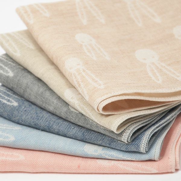 オーガニックコットン うさぎ＆にんじんガーゼハンカチ