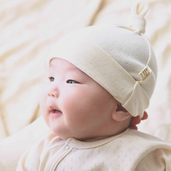オーガニックコットン ベビー アイレット柄フライス結び帽 ナチュラル
