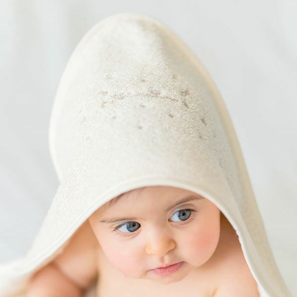 オーガニックコットン ひつじ刺繍のフード付きバスタオル きなり 75×75