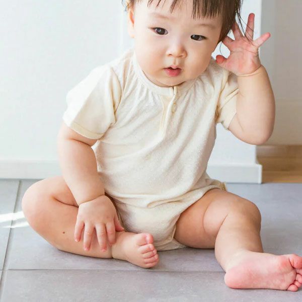 オーガニックコットン ベビー アイレット柄ボディースーツ（半袖） ナチュラル 70