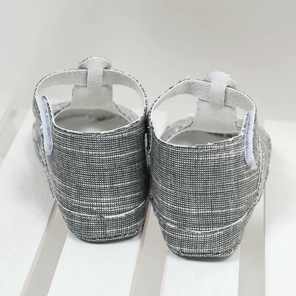 【SALE／60%OFF】オーガニックコットン ベビーサンダル DUE OCCHI