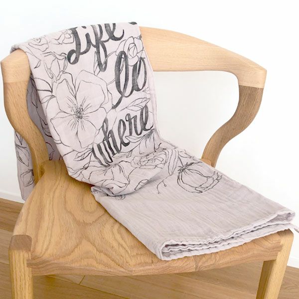 【SALE／50%OFF】 オーガニックコットン モスリンスワドルScarf Life Grows Lovely