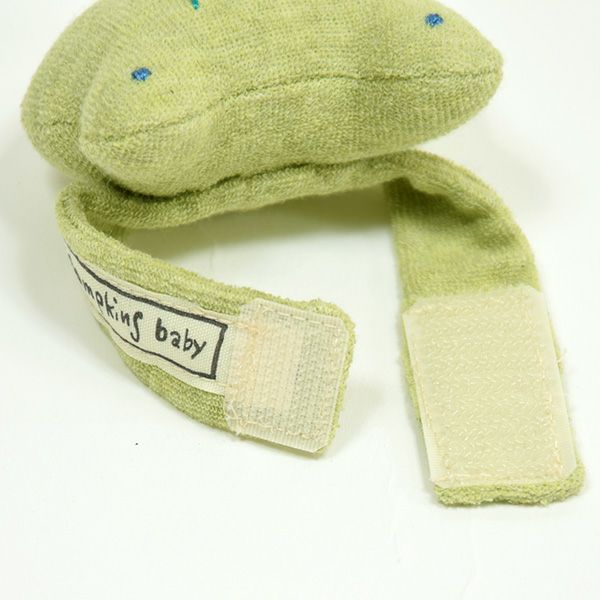 オーガニックコットン かえる リストガラガラ