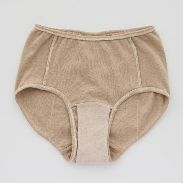 オーガニックコットン100％のサニタリーショーツ