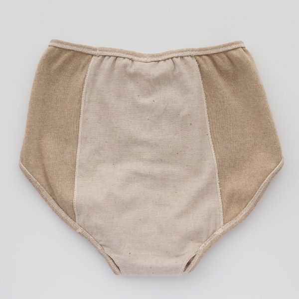 オーガニックコットン100％のサニタリーショーツ
