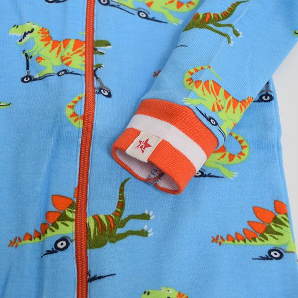 【SALE／40%OFF】オーガニックコットン ベビー足つきカバーオール Scooting Dinos