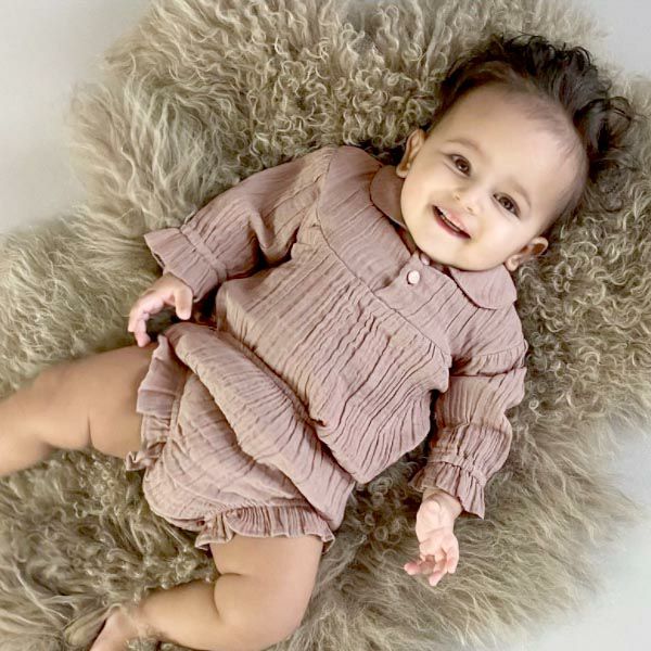 オーガニックコットン ベビークレープえり付きロンパース(長袖)