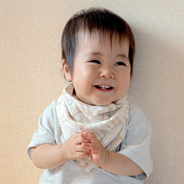 オーガニックコットン フィンレイソン エレファンティ ベビーハンカチスタイ