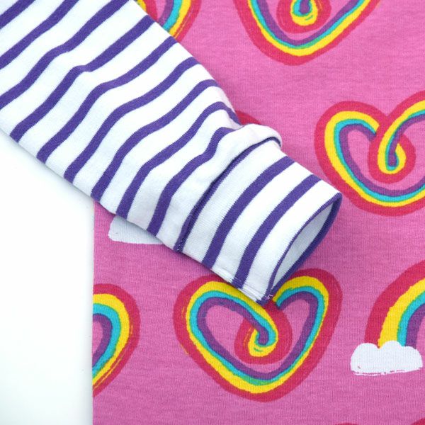 オーガニックコットン キッズラグランパジャマ（長袖）Twisty Rainbow Hearts