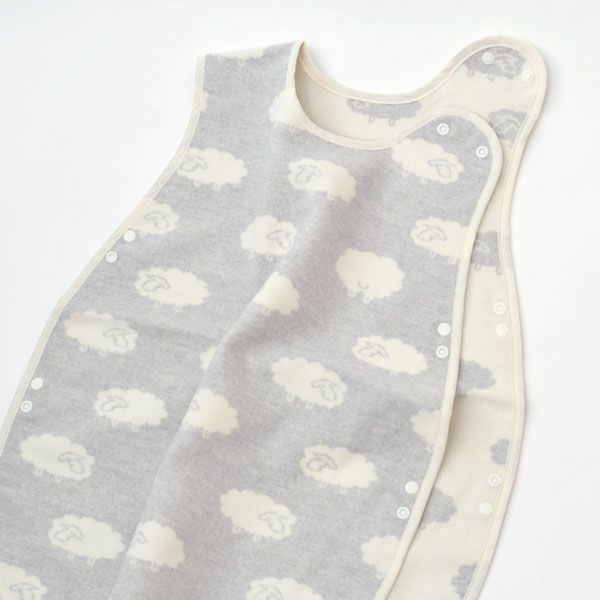 オーガニックコットン ベビー ふわふわひつじ柄リバーシブルスリーパー