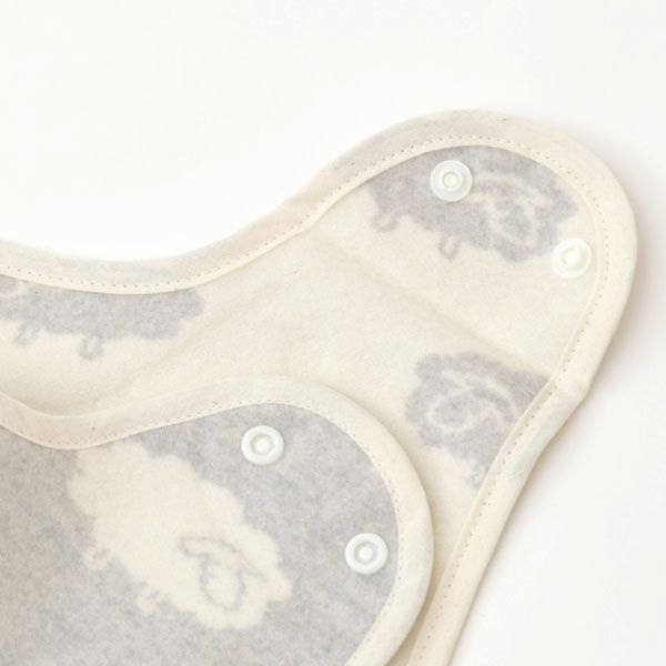 オーガニックコットン ベビー ふわふわひつじ柄リバーシブルスリーパー