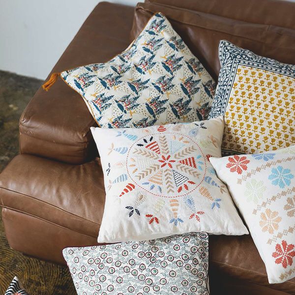 オーガニックコットン ツイル手刺繍クッションカバー