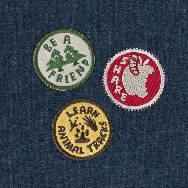 オーガニックコットン キッズ・ライトウェイト・グラフィック・フーディ・スウェットシャツ