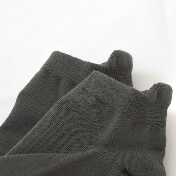 オーガニックコットン五倍子タビ型パイルアンクル丈ソックス