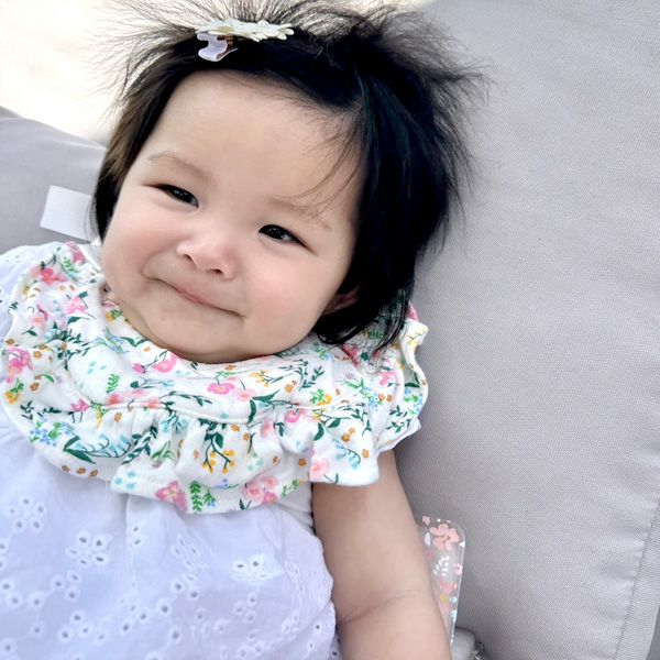 オーガニックコットン ラウンドフリルスタイ 花咲く音色