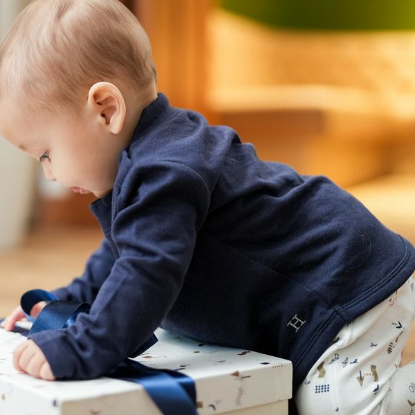 オーガニックコットン ベビー長袖ラウンドヘムトップス