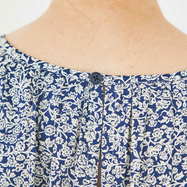 オーガニックコットン Ｖ＆Ａマートン柄ノースリーブフレアワンピース