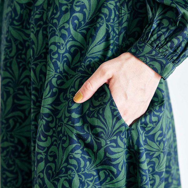 オーガニックコットン V&A リーフ柄ワンピース