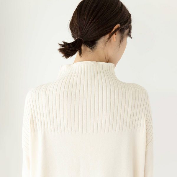 オーガニックコットン ニットボトルネックプルオーバー