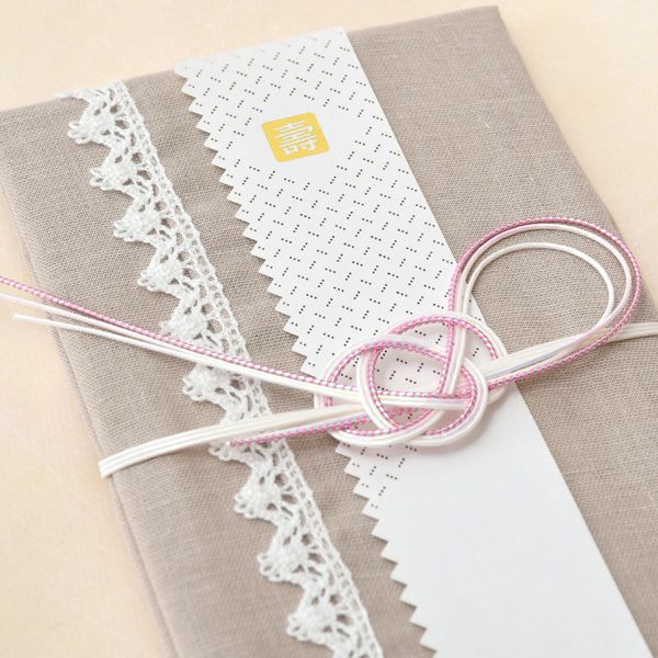 オーガニックコットンのハンカチで出来たご祝儀袋 輪結びピンク