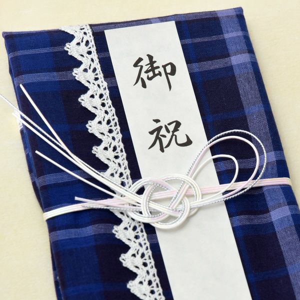 オーガニックコットンのハンカチで出来たご祝儀袋 輪結びシルバー