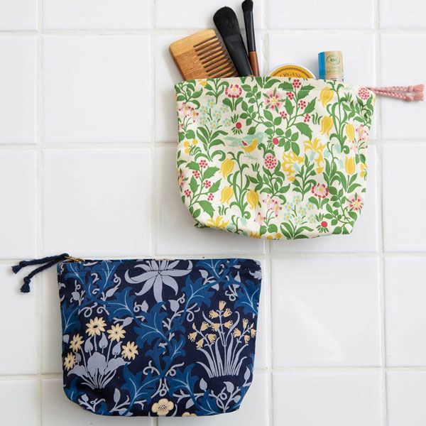 オーガニックコットン V&Aセランダイン柄ポーチ