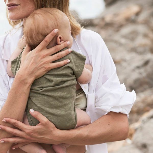 オーガニックコットン ベビースラブショートボディースーツ