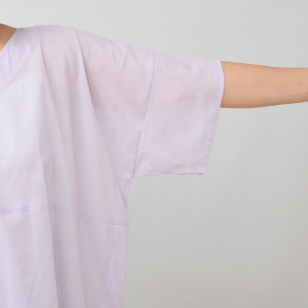 オーガニックコットン Vネックボックスプルオーバーブラウス