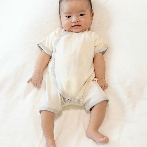 オーガニックコットン ニットトリミング半袖ロンパース