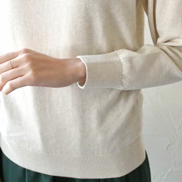 オーガニックコットン ラウンドネックニットトップ