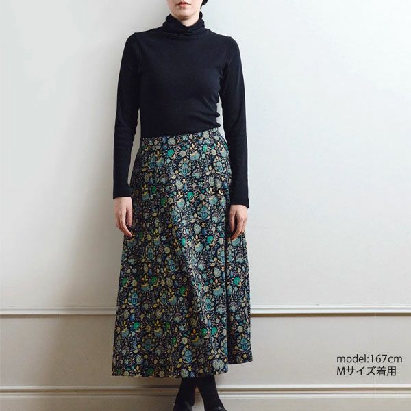 オーガニックコットン Ｖ＆Ａ サテン フレアスカート ヤスミン柄