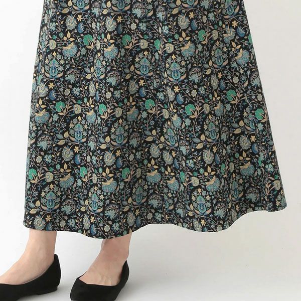 オーガニックコットン Ｖ＆Ａ サテン フレアスカート ヤスミン柄