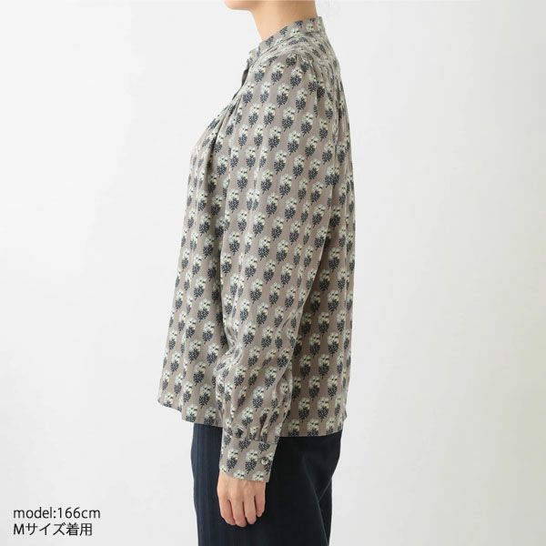 オーガニックコットン Ｖ＆Ａ サテン ギャザーブラウス エスター柄