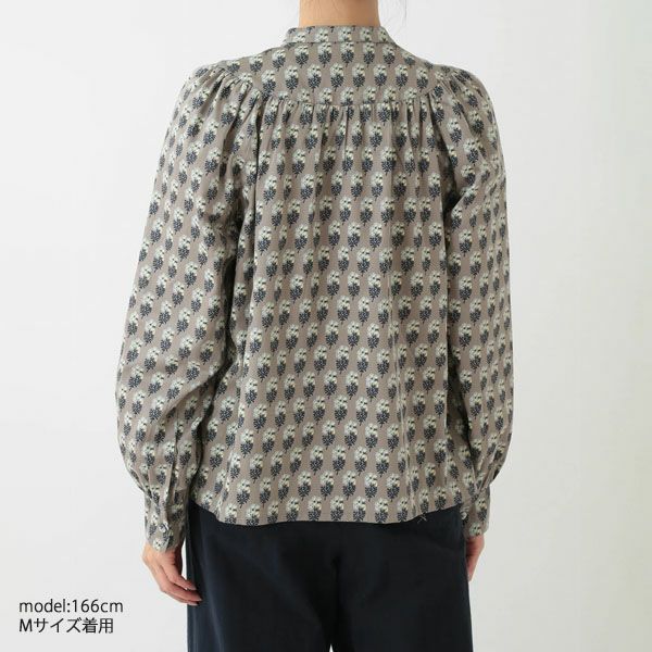 オーガニックコットン Ｖ＆Ａ サテン ギャザーブラウス エスター柄
