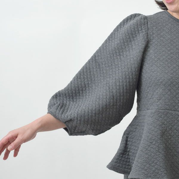 オーガニックコットン キルティング ペプラムトップス