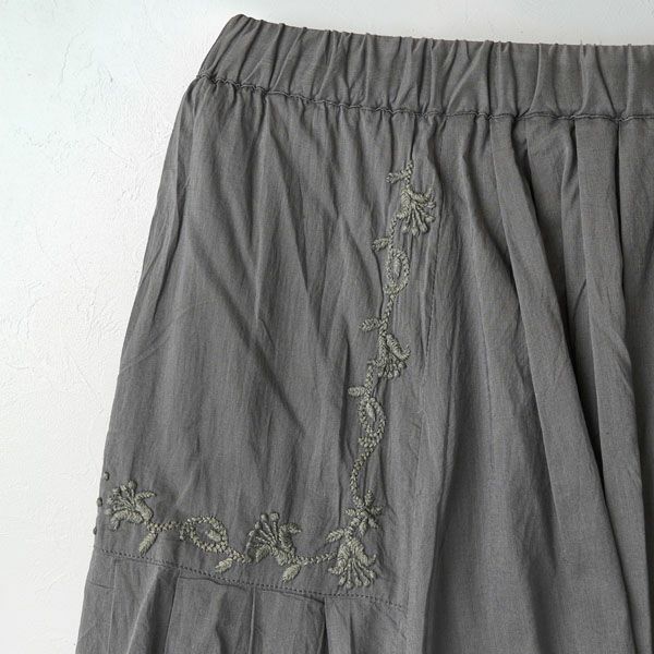 オーガニックコットン ヨークシシュウタックスカート