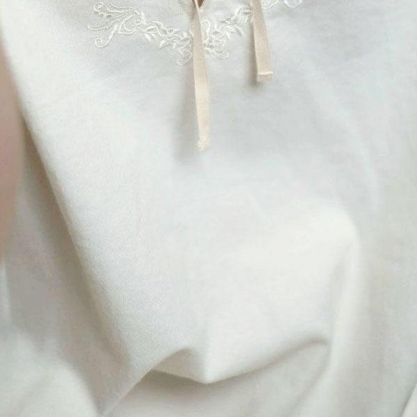 オーガニックコットン リリー刺繍フリルドレス